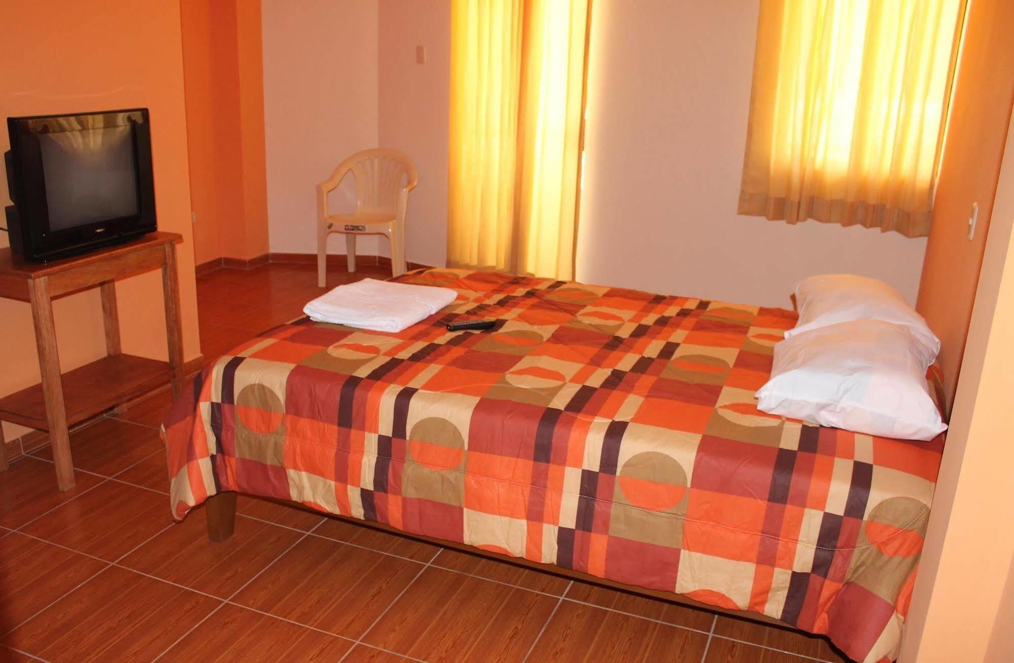 Hotel Sol De Huanchaco Exterior photo